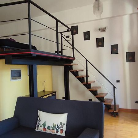 La Casa Di Amy - Loft Con Garage Privato Daire Milano Dış mekan fotoğraf